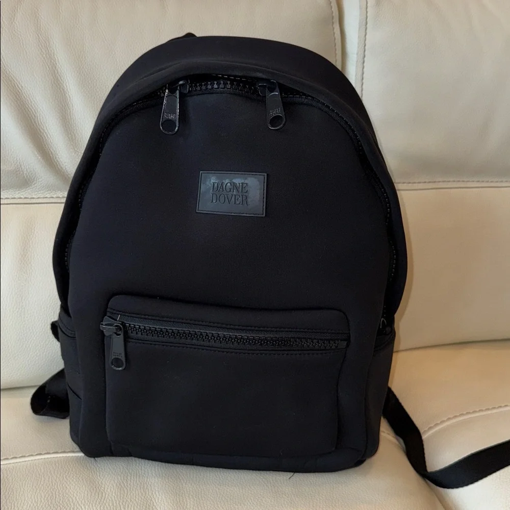 Dakine good see